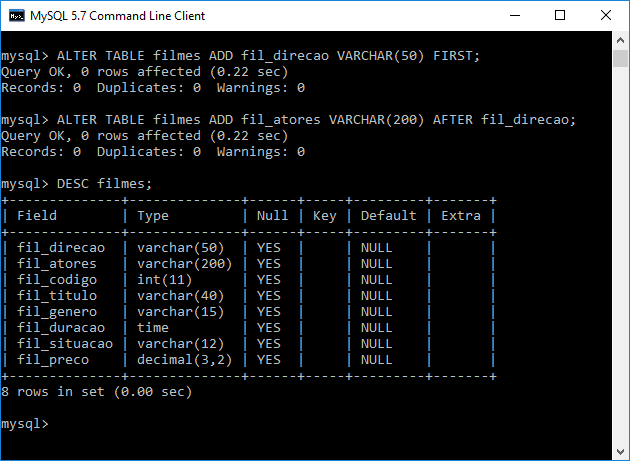 Tela do <span class='italico'>My</span>SQL após os comandos ALTER e DESC.